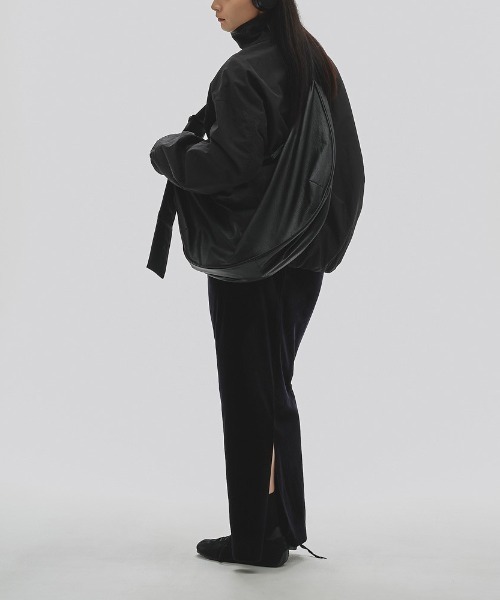 TODAYFUL(トゥデイフル)の「TODAYFUL Pencil Velour Skirt ペンシルベロアスカート/12520805(スカート・レディース・ブラック・38/36)」の3枚目の写真