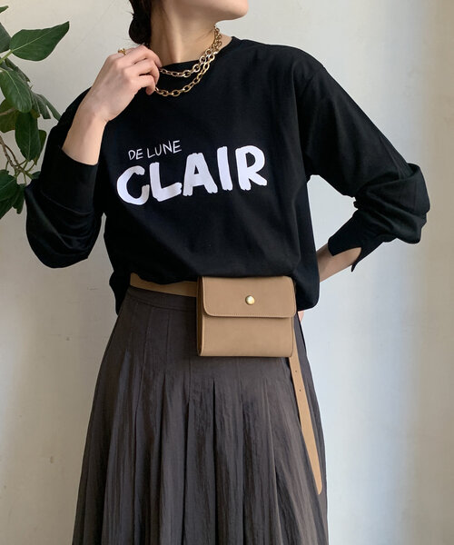 DouDou(ドゥドゥ)の「【WEB限定】CLAIRハンドロゴロンTEE(Tシャツ/カットソー・レディース・オフホワイト/ネイビー/ブラック・FREE)」の3枚目の写真