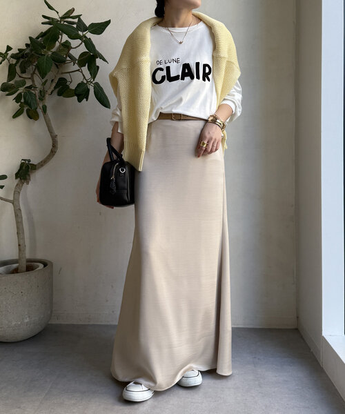 DouDou(ドゥドゥ)の「【WEB限定】CLAIRハンドロゴロンTEE(Tシャツ/カットソー・レディース・オフホワイト/ネイビー/ブラック・FREE)」の4枚目の写真