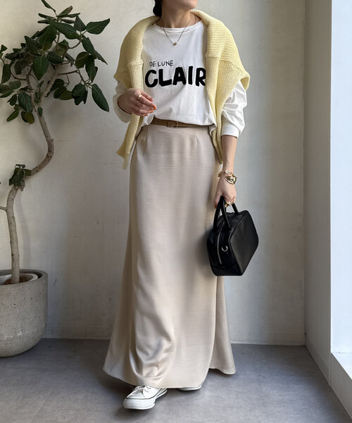 DouDou(ドゥドゥ)の「【WEB限定】CLAIRハンドロゴロンTEE(Tシャツ/カットソー・レディース・オフホワイト/ネイビー/ブラック・FREE)」の6枚目の写真