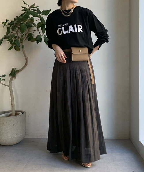 DouDou(ドゥドゥ)の「【WEB限定】CLAIRハンドロゴロンTEE(Tシャツ/カットソー・レディース・オフホワイト/ネイビー/ブラック・FREE)」の13枚目の写真