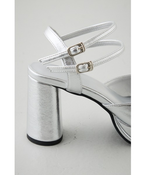 AZUL by moussy（アズールバイマウジー）の「スクエアカットプラットフォームサンダル（サンダル・レディース・シルバー/ブラック・SMALL/MEDIUM/LARGE/LL）」の17枚目の写真