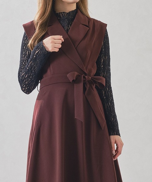 MISCH MASCH（ミッシュマッシュ）の「新色追加 ZOZO限定 テーラードカラーフレアワンピース（ワンピース・レディース・ネイビー/アイボリー/ブラウン・ﾌﾘ-）」の17枚目の写真