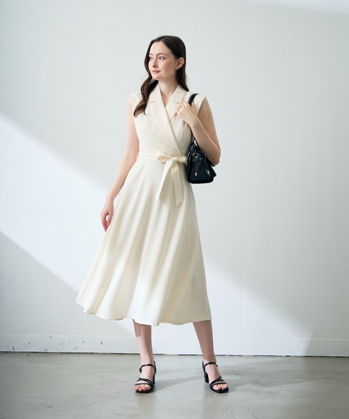 MISCH MASCH（ミッシュマッシュ）の「新色追加 ZOZO限定 テーラードカラーフレアワンピース（ワンピース・レディース・ネイビー/アイボリー/ブラウン・ﾌﾘ-）」の18枚目の写真