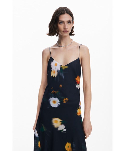 Desigual（デシグアル）の「花柄シフォンスリップドレス 結婚式 二次会 フォーマル（ワンピース・レディース・ブラック・S/M/L/XL/XS）」の3枚目の写真