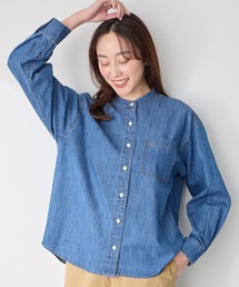 Petit Honfleur（プチオンフルール）の「バンドカラーデニムシャツ【追加生産】（シャツ/ブラウス）」