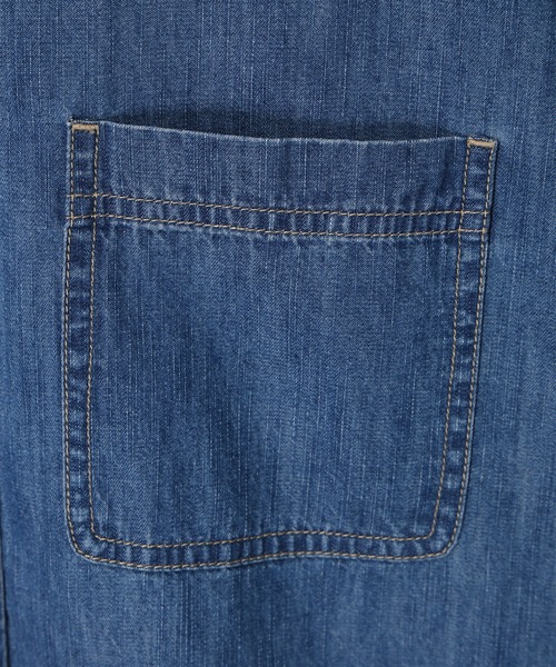 Petit Honfleur(プチオンフルール)の「バンドカラーデニムシャツ【追加生産】(シャツ/ブラウス・レディース・ブルー/ネイビー・9号/11号/13号)」の18枚目の写真