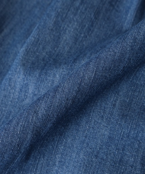 Petit Honfleur(プチオンフルール)の「バンドカラーデニムシャツ【追加生産】(シャツ/ブラウス・レディース・ブルー/ネイビー・9号/11号/13号)」の21枚目の写真