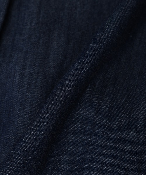 Petit Honfleur(プチオンフルール)の「バンドカラーデニムシャツ【追加生産】(シャツ/ブラウス・レディース・ブルー/ネイビー・9号/11号/13号)」の22枚目の写真