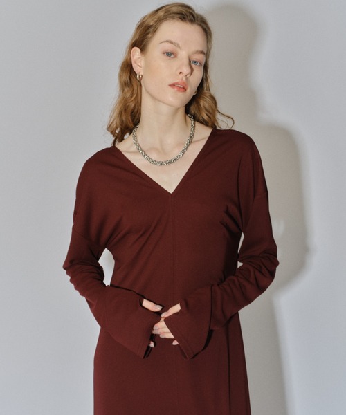 yae(ヤエ)の「2way V-neck dress /2wayVネックドレス(ワンピース・レディース・ボルドー/ブラック/ネイビー・36/38)」の7枚目の写真