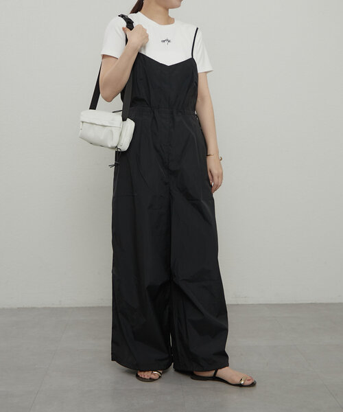 earthy（アーシー）の「クロスボディーバッグ（ショルダーバッグ・レディース・ブラック/オフホワイト・FREE）」の7枚目の写真