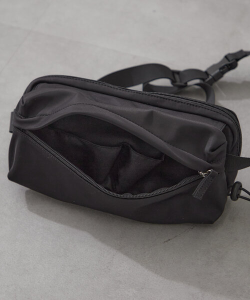 earthy（アーシー）の「クロスボディーバッグ（ショルダーバッグ・レディース・ブラック/オフホワイト・FREE）」の20枚目の写真