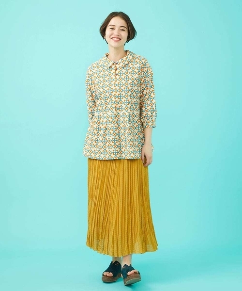 Jocomomola(ホコモモラ)の「Balanceo ランダムプリーツスカート(スカート・レディース・ブルー/チャコールグレー/イエロー・40)」の18枚目の写真