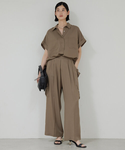 GALLARDAGALANTE（ガリャルダガランテ）の「【セットアップ対応】サテンカーゴパンツ（その他パンツ・レディース・ネイビー/モカ・1/0）」の7枚目の写真