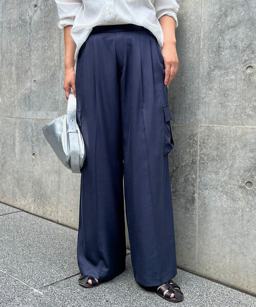 GALLARDAGALANTE（ガリャルダガランテ）の「【セットアップ対応】サテンカーゴパンツ（その他パンツ・レディース・ネイビー/モカ・1/0）」の21枚目の写真