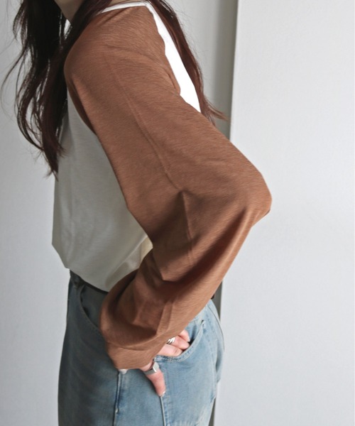 COURO(コウロ)の「ラグラン梨地シアートップス(Tシャツ/カットソー・レディース・オフホワイト/ブラック/ライトグレー・M)」の5枚目の写真