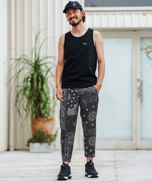 1minute 1second(ワンミニットワンセカンド)の「mp13514-bandana pattern tapered pants テーパードパンツ(その他パンツ・メンズ・ブラック×ホワイト/ホワイト×ブラック/ブラック×ブルー・S/M/L/XL)」の16枚目の写真