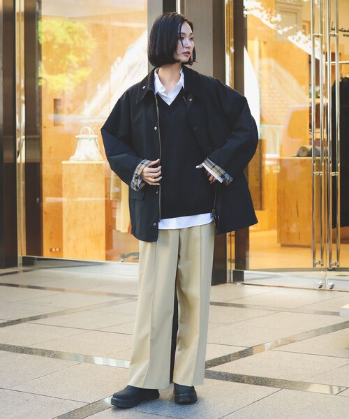 Barbour(バブアー)の「【別注】Barbour / BEDALE ジャケット(ブルゾン・レディース・ベージュ/ブラック/オリーブ・36/38)」の5枚目の写真