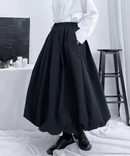 SallyLunn（サリーラン）の「バルーンボリュームロングスカート（Tシャツ/カットソー・レディース・ブラック・MEDIUM/LARGE）」の2枚目の写真