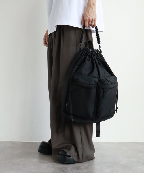ADAM PATEK（アダムパテック）の「【ADAMPATEK/アダムパテック】double pockets drawstring backpack/ダブルポケット ドローストリング バックパック（バックパック/リュック・メンズ・ブラック/グレー・FREE）」の18枚目の写真