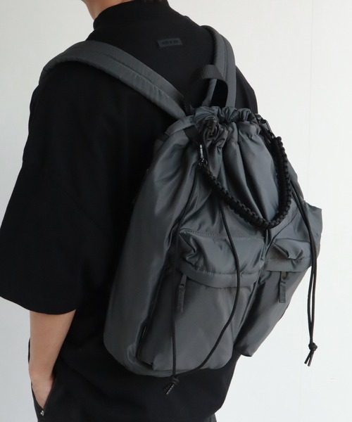 ADAM PATEK（アダムパテック）の「【ADAMPATEK/アダムパテック】double pockets drawstring backpack/ダブルポケット ドローストリング バックパック（バックパック/リュック・メンズ・ブラック/グレー・FREE）」の10枚目の写真