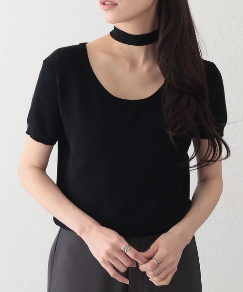 Lace Ladies(レースレディース)の「チョーカー付き ラウンドネック 半袖 ニット プルオーバー(ニット/セーター・レディース・ベージュ/ブラック/アイボリー/グレー・FREE)」の1枚目の写真