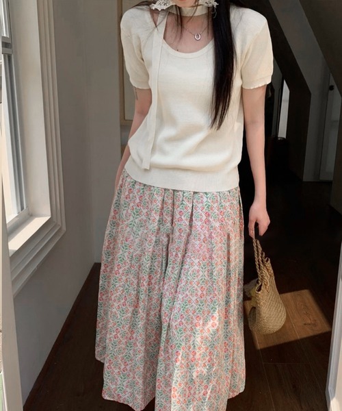 Lace Ladies(レースレディース)の「チョーカー付き ラウンドネック 半袖 ニット プルオーバー(ニット/セーター・レディース・ベージュ/ブラック/アイボリー/グレー・FREE)」の6枚目の写真