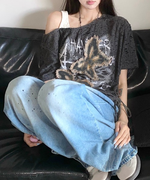 REMUR(レミュール)の「ワンショルダーバタフライ半袖Tシャツ(Tシャツ/カットソー・レディース・ベージュ/チャコールグレー/アイボリー・FREE)」の10枚目の写真