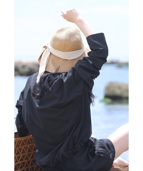 黒）夏もアクティブな私の為のUVカットラッシュガードプル