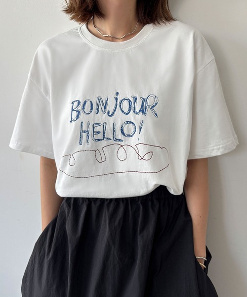 LOWO(ロワ)の「綿混フロントプリントTシャツ カットソー(Tシャツ/カットソー・レディース・ホワイト/ライトグレー/チャコールグレー・FREE)」の2枚目の写真