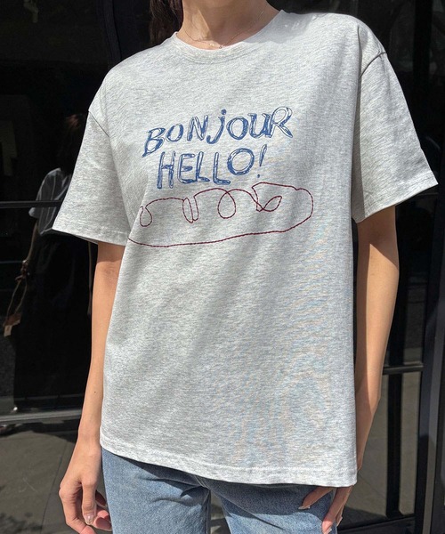 LOWO(ロワ)の「綿混フロントプリントTシャツ カットソー(Tシャツ/カットソー・レディース・ホワイト/ライトグレー/チャコールグレー・FREE)」の1枚目の写真