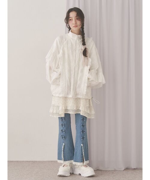 merry jenny(メリージェニー)の「ribbonスリムフレアデニムパンツ(デニムパンツ・レディース・ブルー/ブラック・SMALL/MEDIUM)」の8枚目の写真