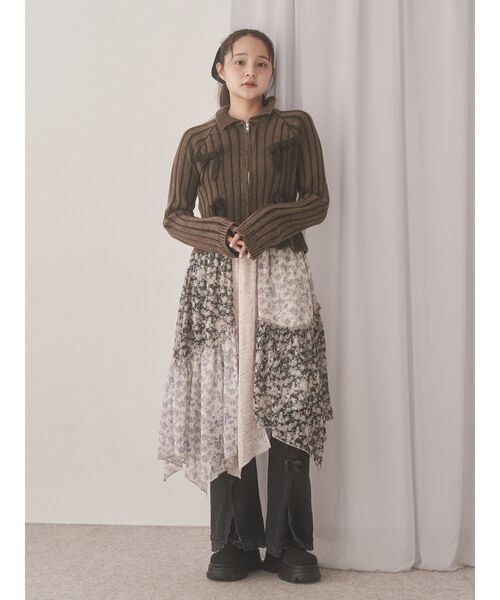 merry jenny（メリージェニー）の「ribbonスリムフレアデニムパンツ