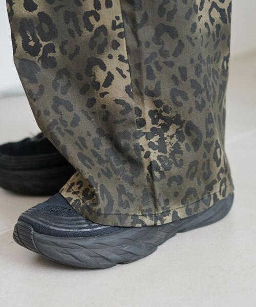 WEGO(ウィゴー)の「WEGO/レオパードワイドストレートパンツ(その他パンツ・レディース・その他1・SMALL/MEDIUM)」の11枚目の写真