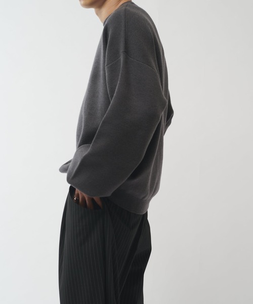 Lui's（ルイス）の「ウォッシャブルモダンBASICクルーネックニット（ニット/セーター・メンズ・ブラック/チャコールグレー/ブラウン/ホワイト・M/S）」の15枚目の写真