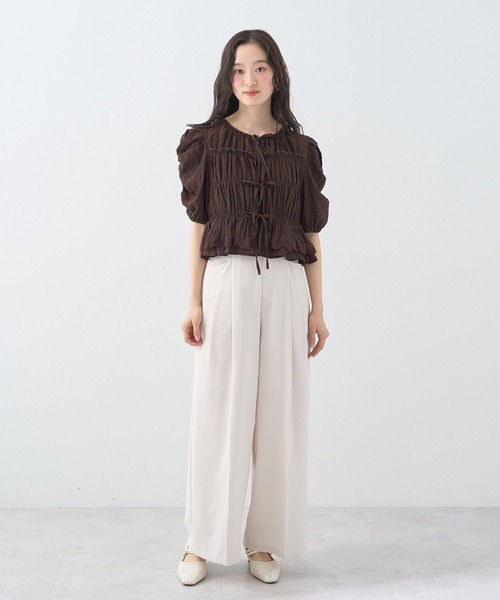 earth music&ecology（アースミュージックアンドエコロジー）の「【前後2WAY】レースティアードシャーリングブラウス（シャツ/ブラウス・レディース・ブラック/ブラウン/ドット/オフホワイト・FREE）」の13枚目の写真