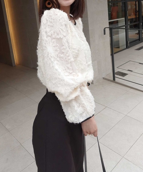 z1325【ビューティーアンドユース】花柄ブラウス　長袖　キャンディスリーブ 30%OFF】candy sleeve blouse3～ｷｬﾝﾃﾞｨｰｽﾘｰﾌﾞﾌﾞﾗｳｽ3 | flower