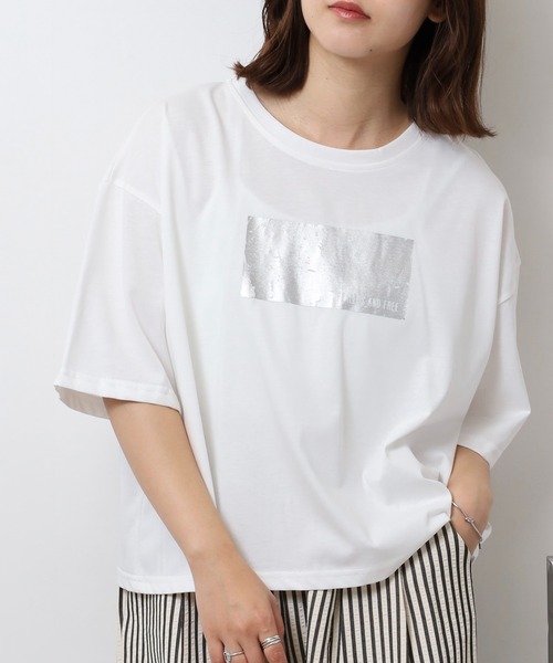 FUNALIVE(ファンアライブ)の「je crois soi ヴィンテージ箔プリント カットソー(Tシャツ/カットソー・レディース・オフホワイト/ブラック・FREE)」の4枚目の写真