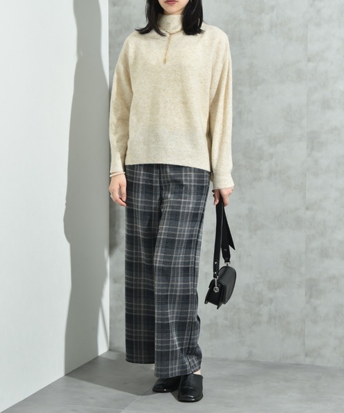 INTERPLANET(インタープラネット)の「7Gキャメル混ハイネックプルオーバー(ニット/セーター・レディース・マスタード/キャメル/ベージュ・MEDIUM/LARGE)」の4枚目の写真