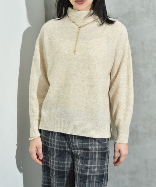 INTERPLANET(インタープラネット)の「7Gキャメル混ハイネックプルオーバー(ニット/セーター・レディース・マスタード/キャメル/ベージュ・MEDIUM/LARGE)」の13枚目の写真