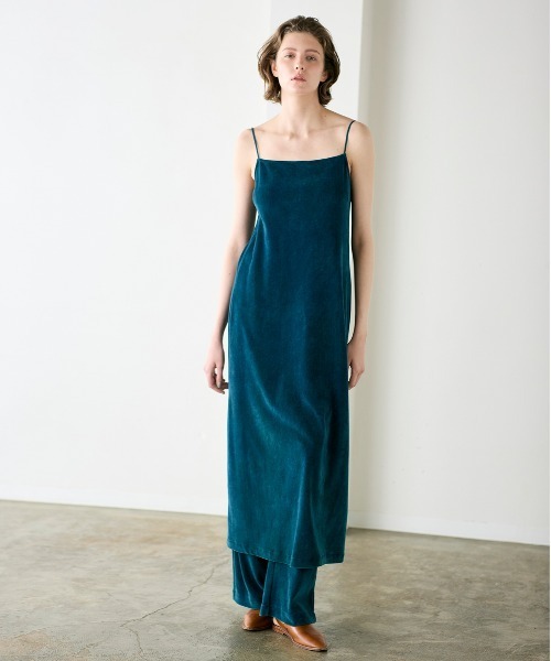 WALANCE（ワランス）の「cotton velour camisole dress（ワンピース・レディース・グレー系その他/ブルー系その他/ワイン系・FREE）」の6枚目の写真