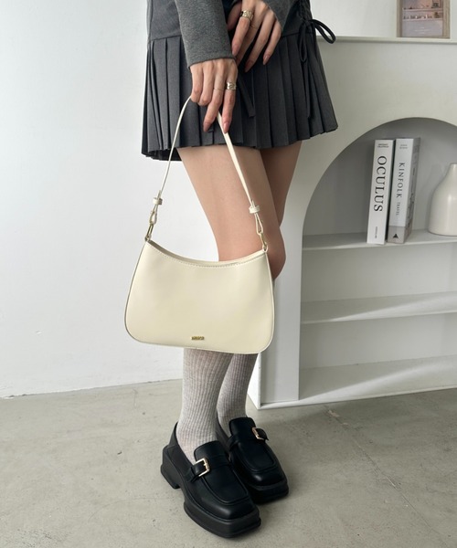 wears(ウェアーズ)の「2WAY PUハンドバッグ ショルダーバッグ(ショルダーバッグ・レディース・ブラック/オフホワイト/レッド/ピンク/ブラウン・FREE)」の7枚目の写真