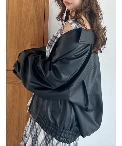 SNIDEL（スナイデル）の「バリエブルゾン（ブルゾン・レディース・ダークブラウン/ブルー/ブラック・F）」の8枚目の写真