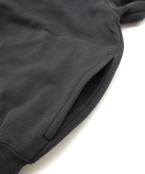 PUMA(プーマ)の「PUMA/プーマ ROSE T7 OVERSIZED FULL- ジップアップパーカー 633801(パーカー・レディース・ブラック/グレー・XS/S)」の7枚目の写真