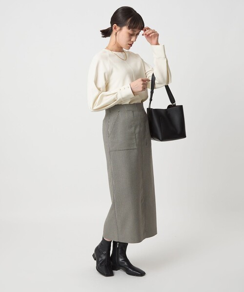 green label relaxing(グリーンレーベルリラクシング)の「ソフトジョーゼット プルオーバー -マシンウォッシャブル・ストレッチ-(シャツ/ブラウス・レディース・オフホワイト/ネイビー/ブラウン・FREE)」の22枚目の写真
