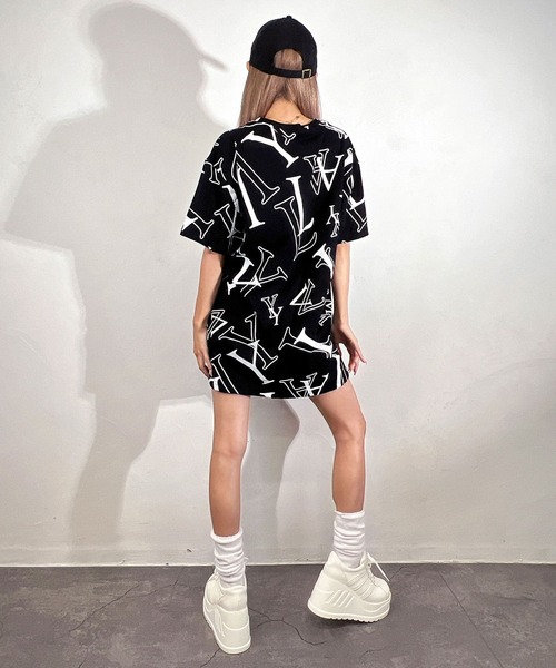 BLACKQUEEN】総柄プリントロングTEE（Tシャツ/カットソー