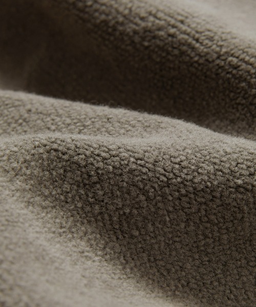 thisisneverthat(ディスイズネバーザット)の「T-Logo Crewneck(スウェット・メンズ・ダークブラウン/パープル系その他/ライトグリーン・XL/L/M/S)」の5枚目の写真