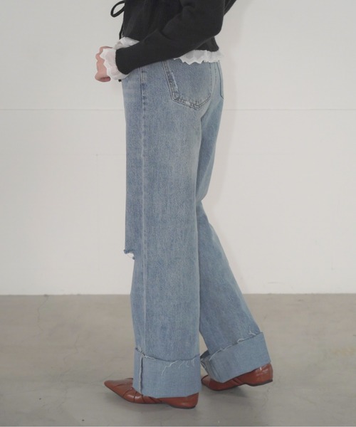 Mirette(ミレット)の「ロールアップクラッシュデニムパンツ ハイウエスト ワイドストレート / Rolled-Up Crashed Denim Pants High Waist Wide Straight(デニムパンツ・レディース・ブルー・SMALL/MEDIUM)」の8枚目の写真