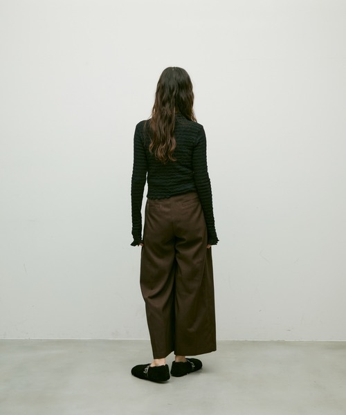 Lutim by u(ルチバイユー)の「Popcorn polo frill cuffs cardigan / ポップコーンポロフリルカフカーディガン(カーディガン/ボレロ・レディース・ブラック/ナチュラル・FREE)」の19枚目の写真
