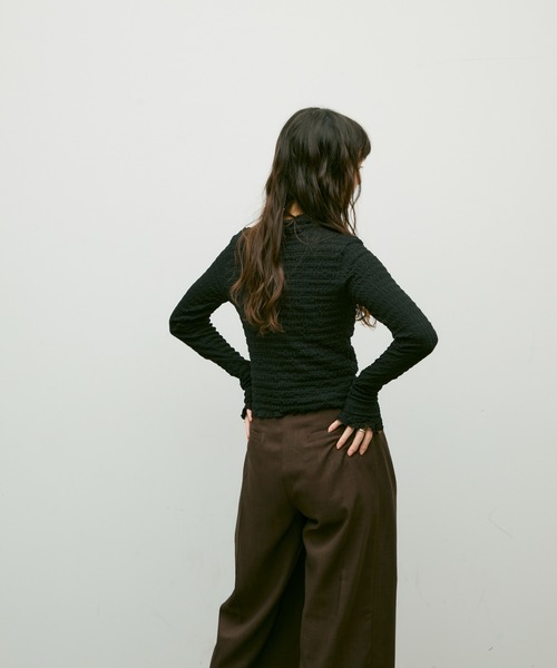 Lutim by u(ルチバイユー)の「Popcorn polo frill cuffs cardigan / ポップコーンポロフリルカフカーディガン(カーディガン/ボレロ・レディース・ブラック/ナチュラル・FREE)」の16枚目の写真